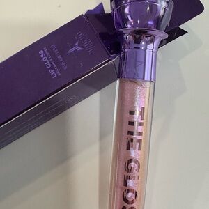 Lip Gloss by jeffree star sorcery